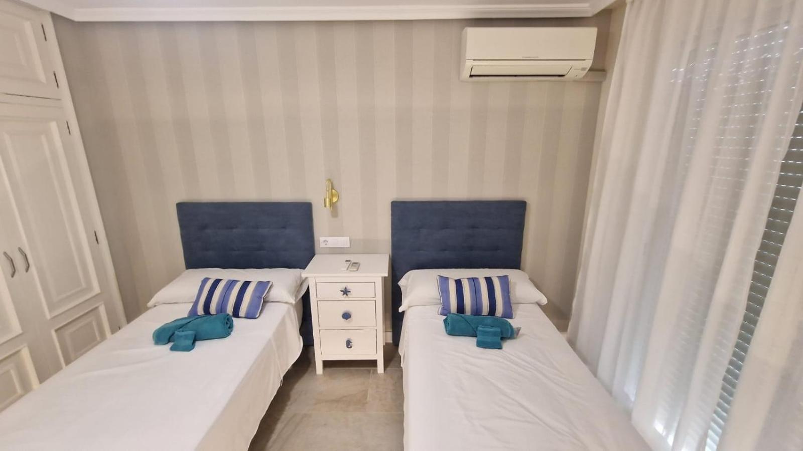 Beachfront Vila Valencia Luaran gambar
