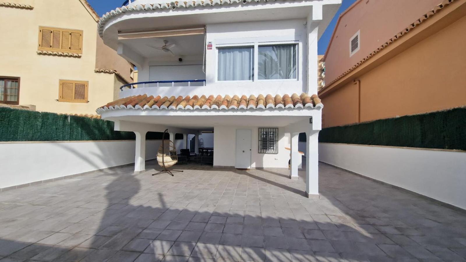 Beachfront Vila Valencia Luaran gambar